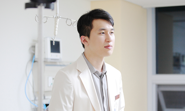 [직무소개] 강북삼성병원 레지던트 이야기 - 정형외과 장태동 레지던트 관련사진
