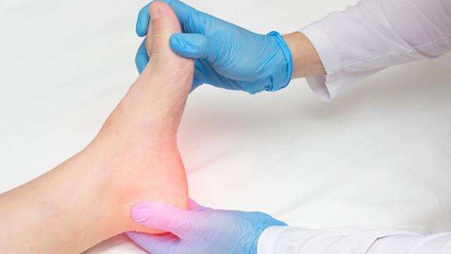 당뇨병 있나요? 항상 발을 살피세요 발도 절단하는 ‘당뇨병성 족부 병변’ 심각성 & 관리법 관련사진